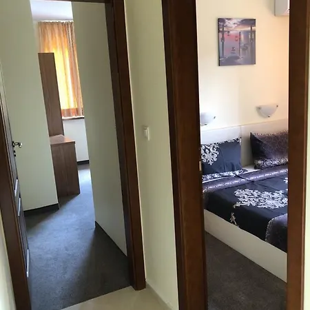 Sunny Paradise Family Hotel